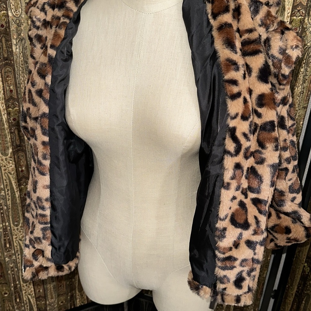 Leopard Jacket - Picture 5 of 7